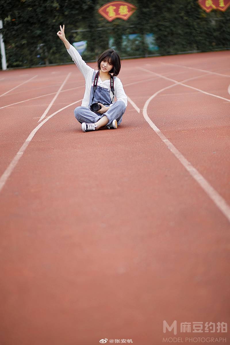 校园模特