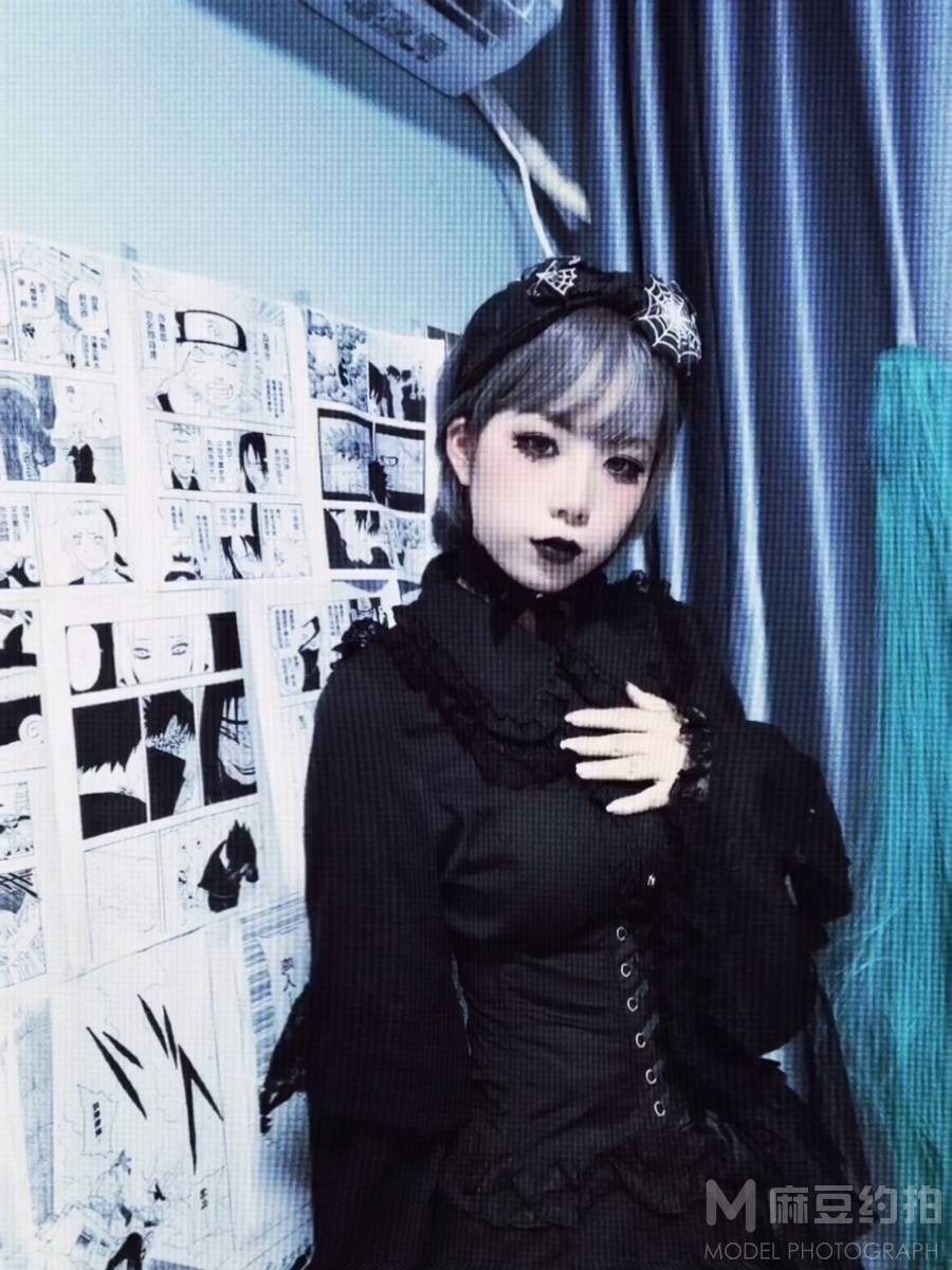 暗黑模特