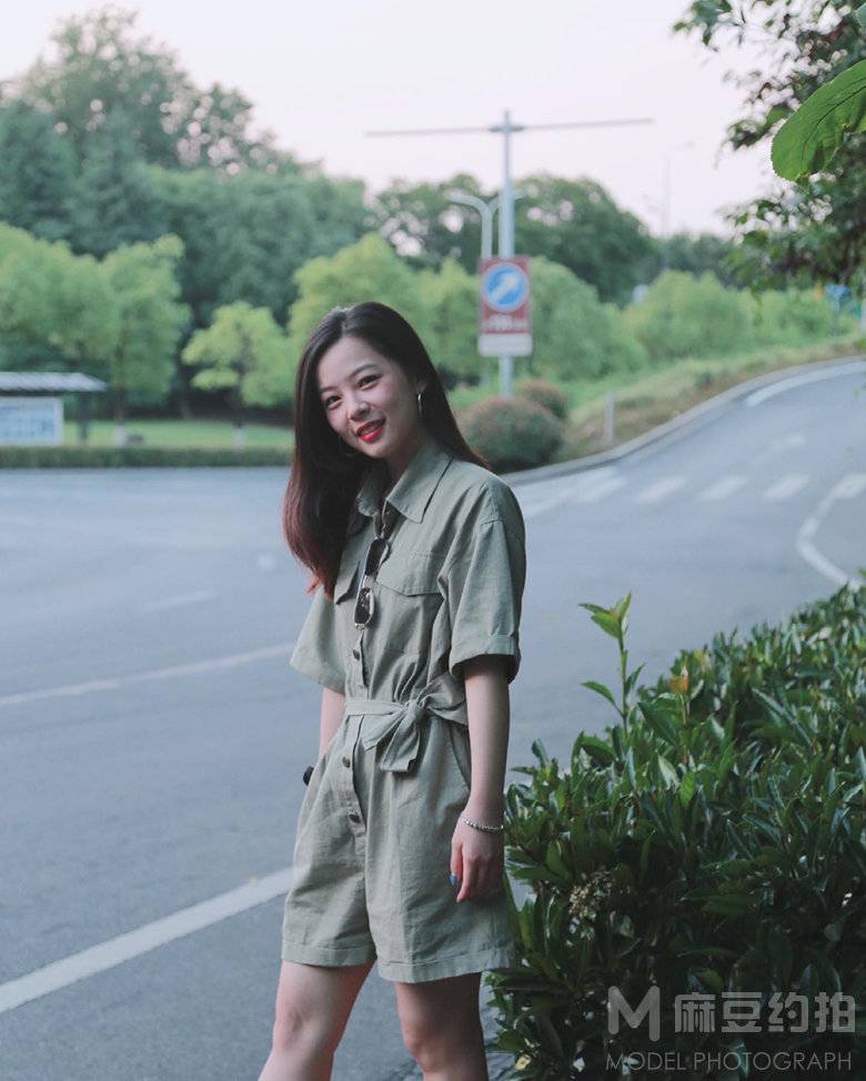 清新模特