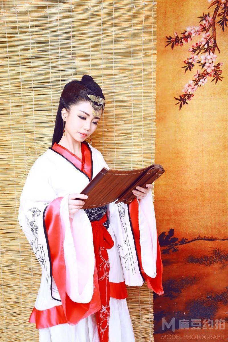 民国模特