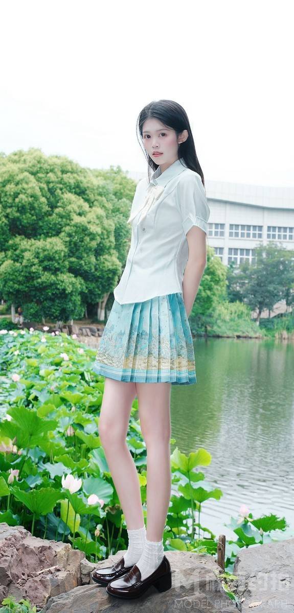 校园模特