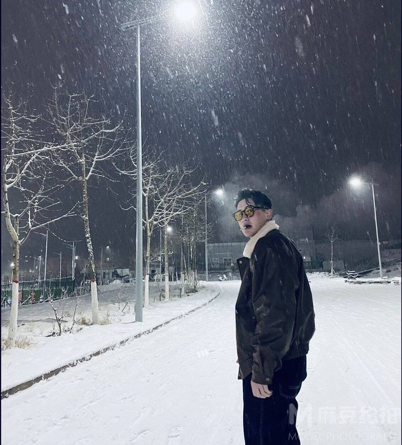 夜景模特