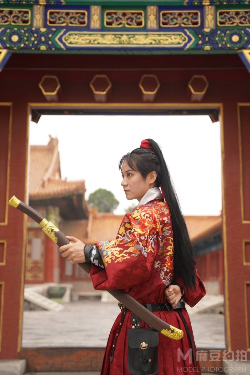 汉服模特