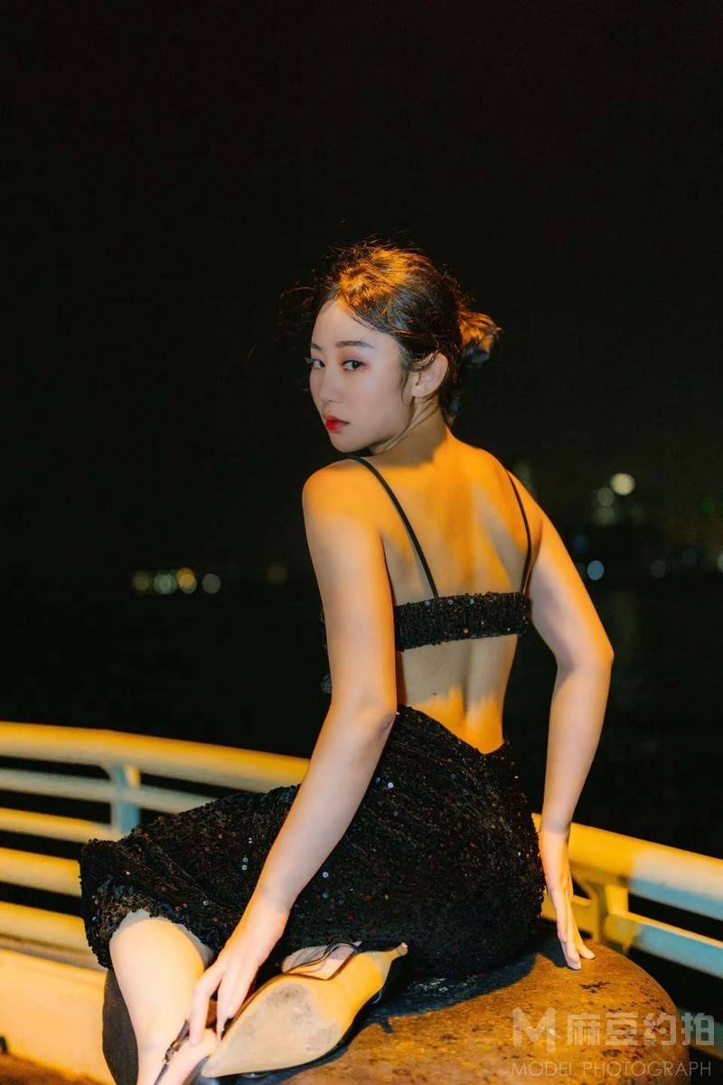 宝丽来模特