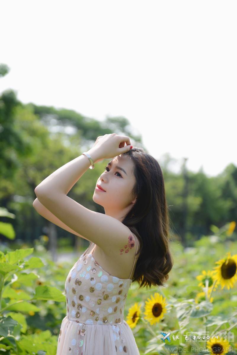 清新模特