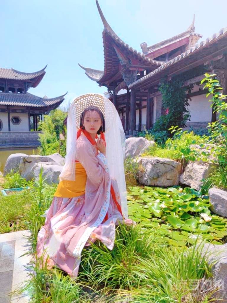 汉服模特