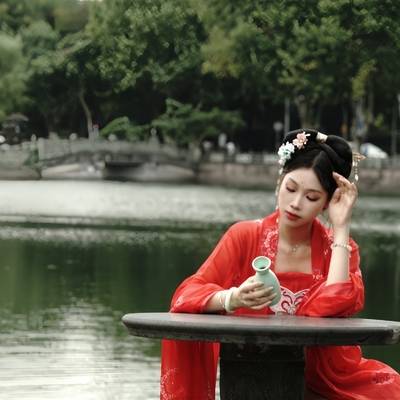汉服模特
