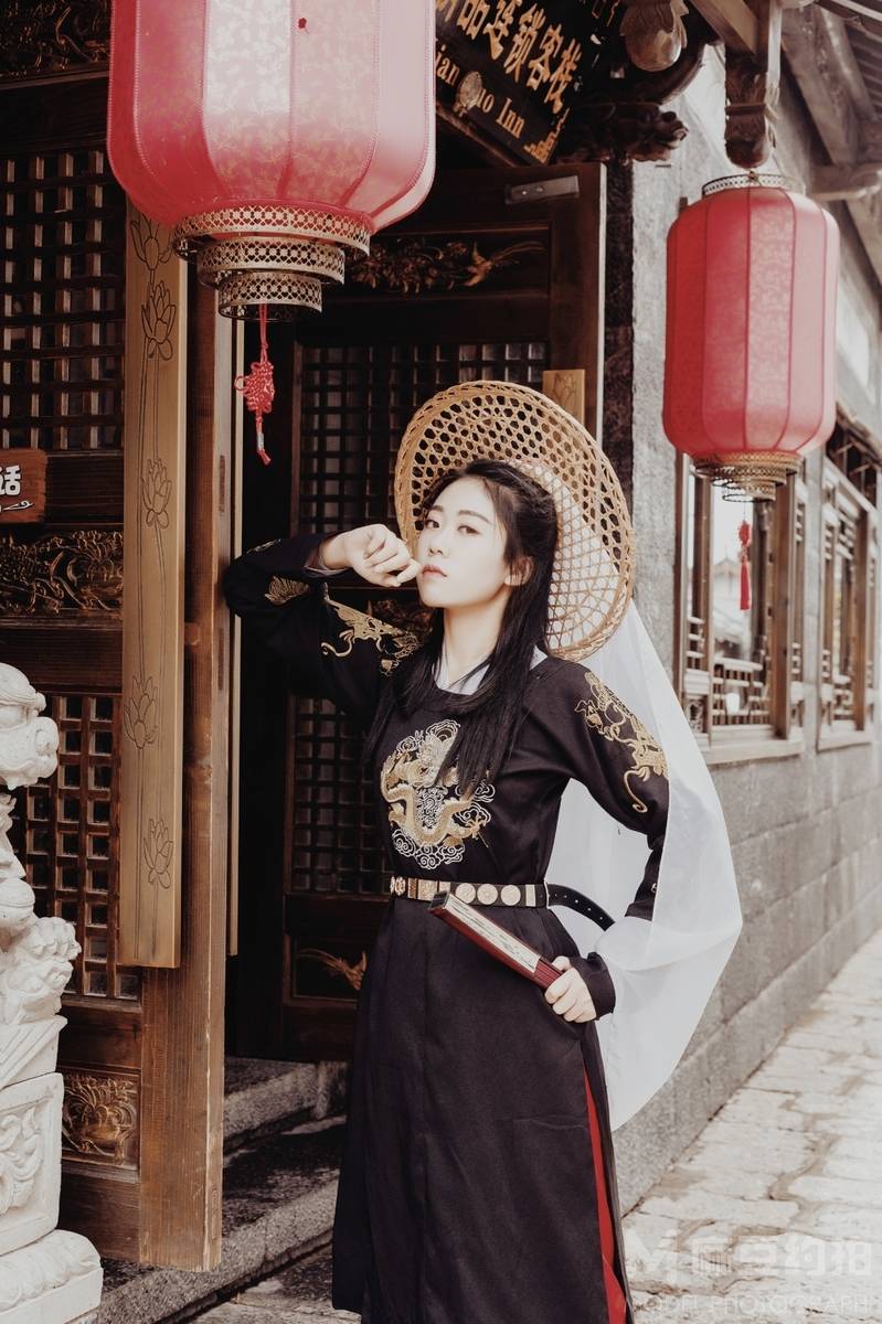 汉服模特