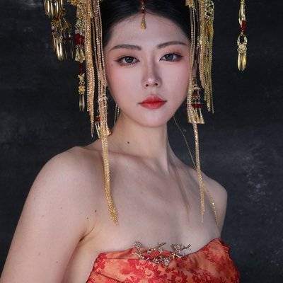 黑白模特