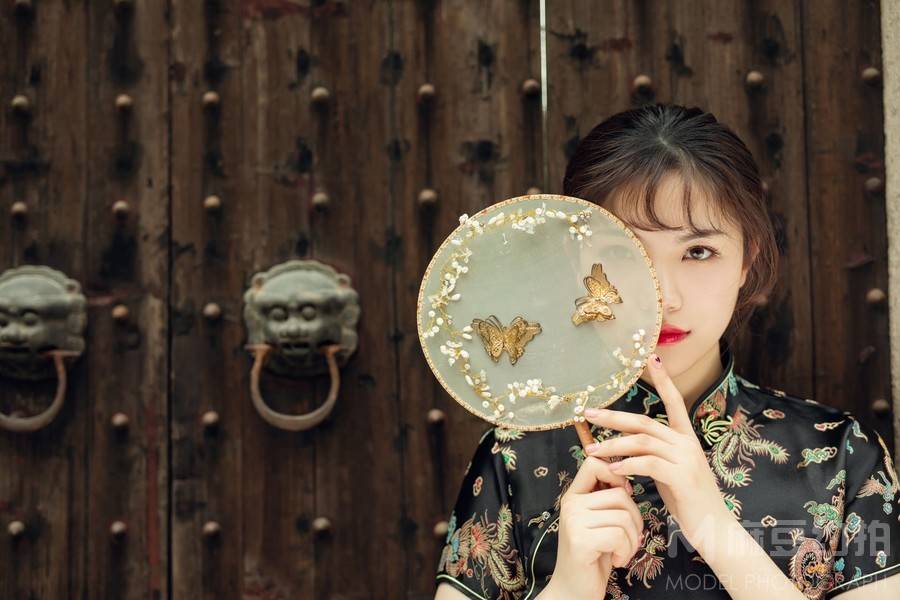 妆容模特