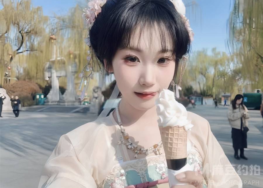 清新模特