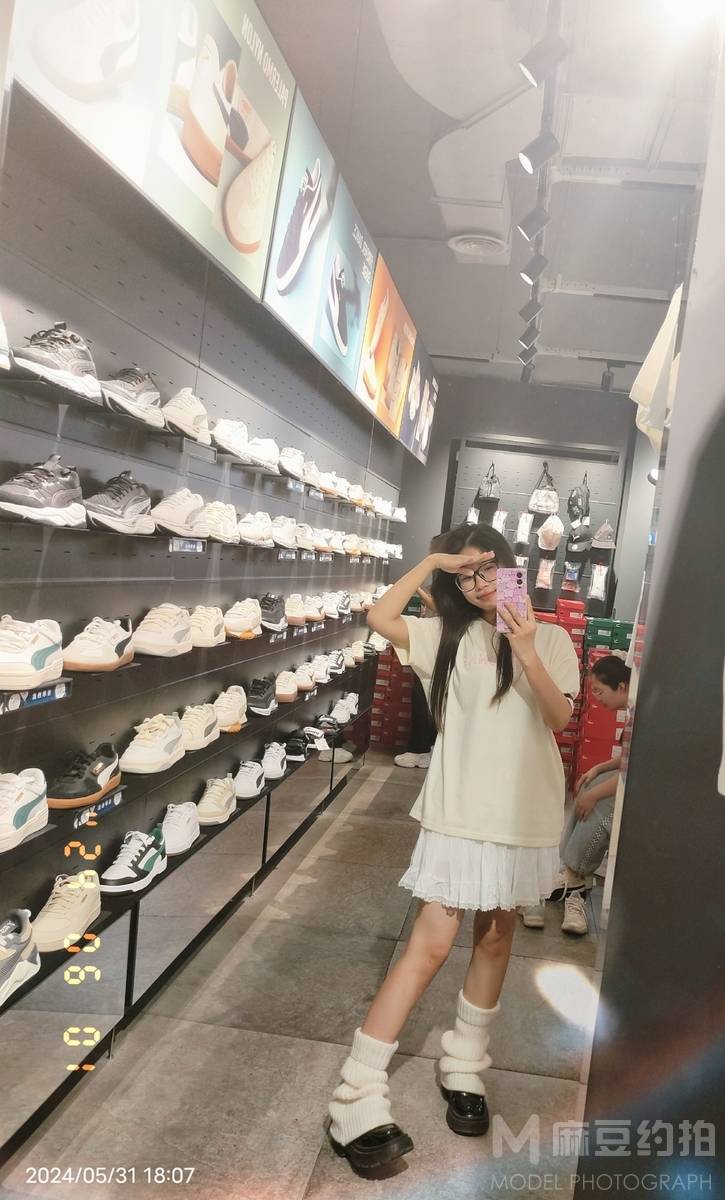 少女模特