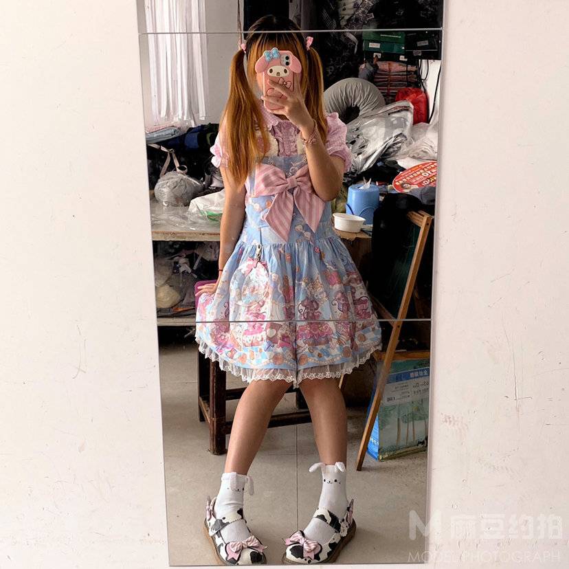 校园模特