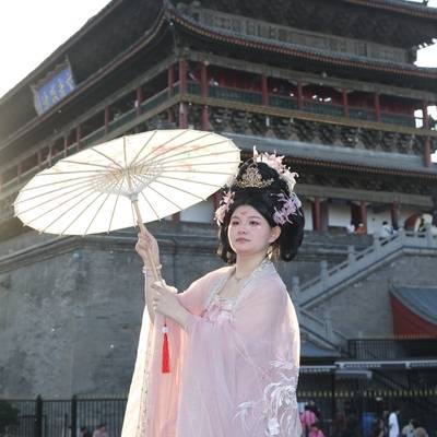 汉服模特