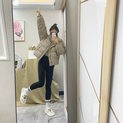 黑白模特