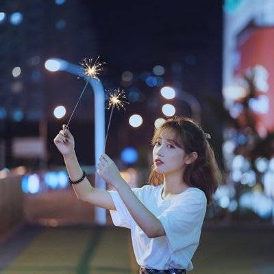 夜景模特