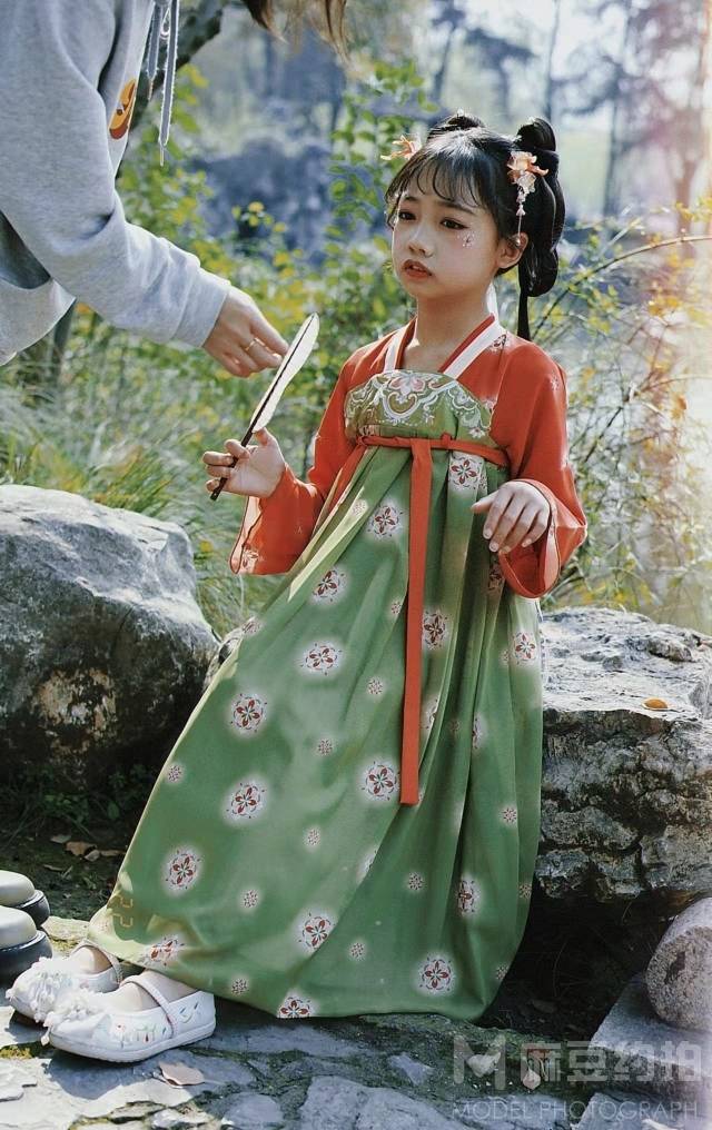 纪实模特