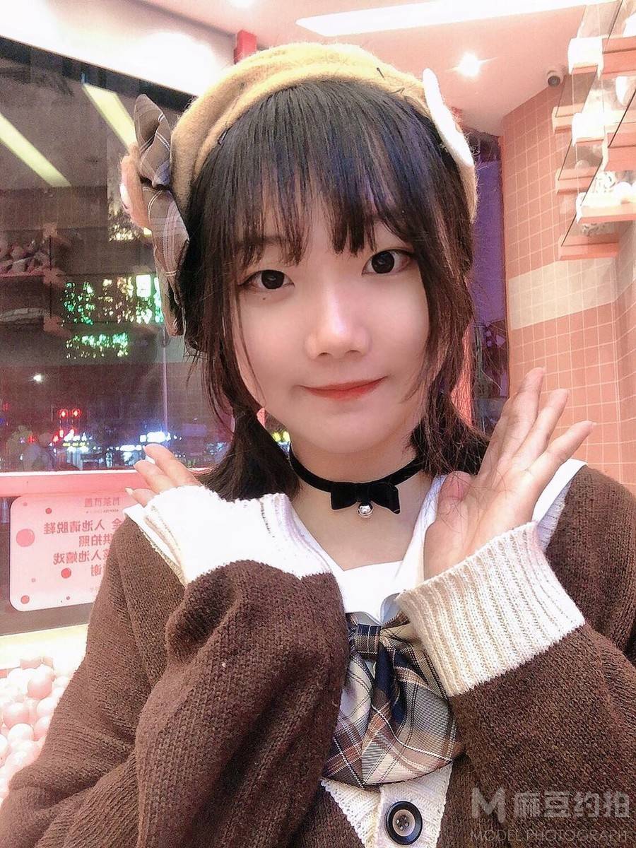 校园模特