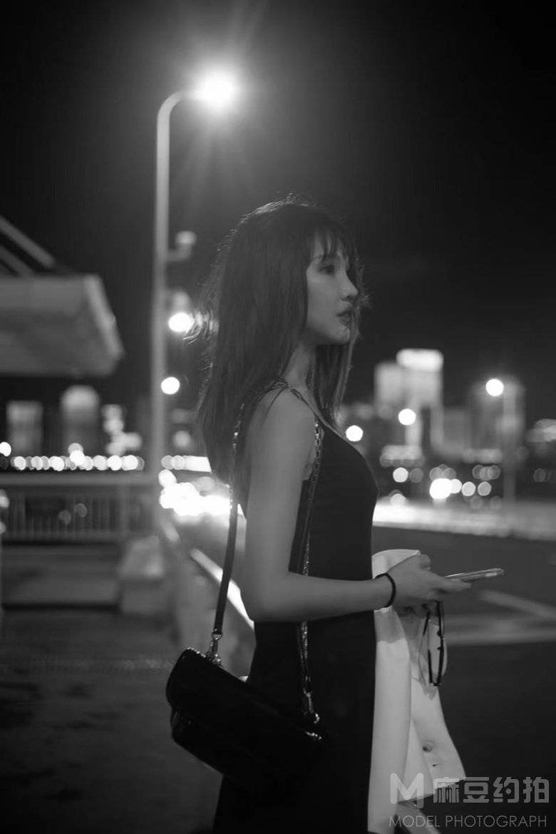 夜景模特
