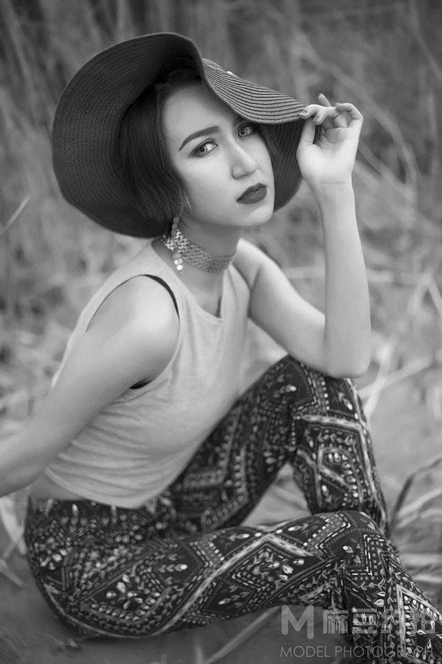 情绪模特
