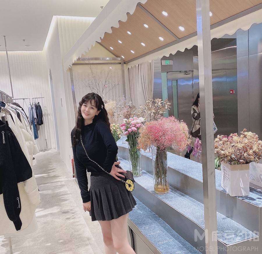 少女模特