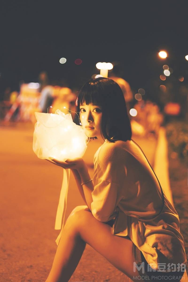 胶片模特