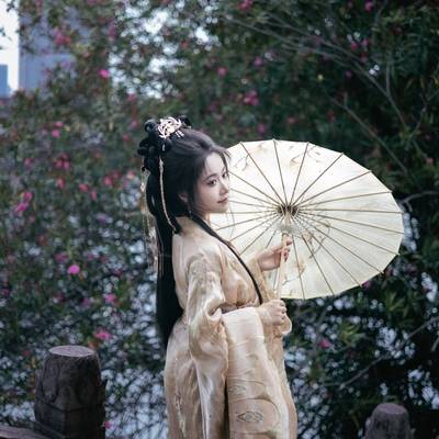 汉服模特