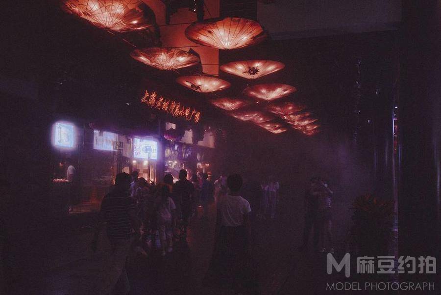 夜景模特