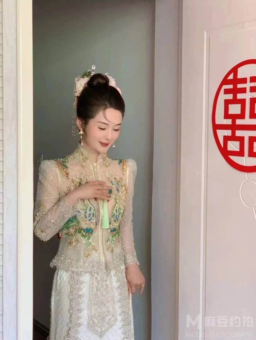 妆容模特