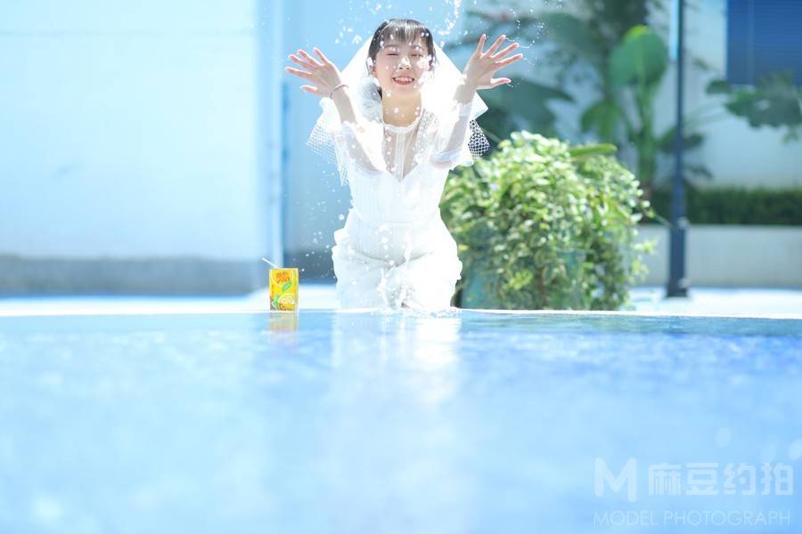 清新模特