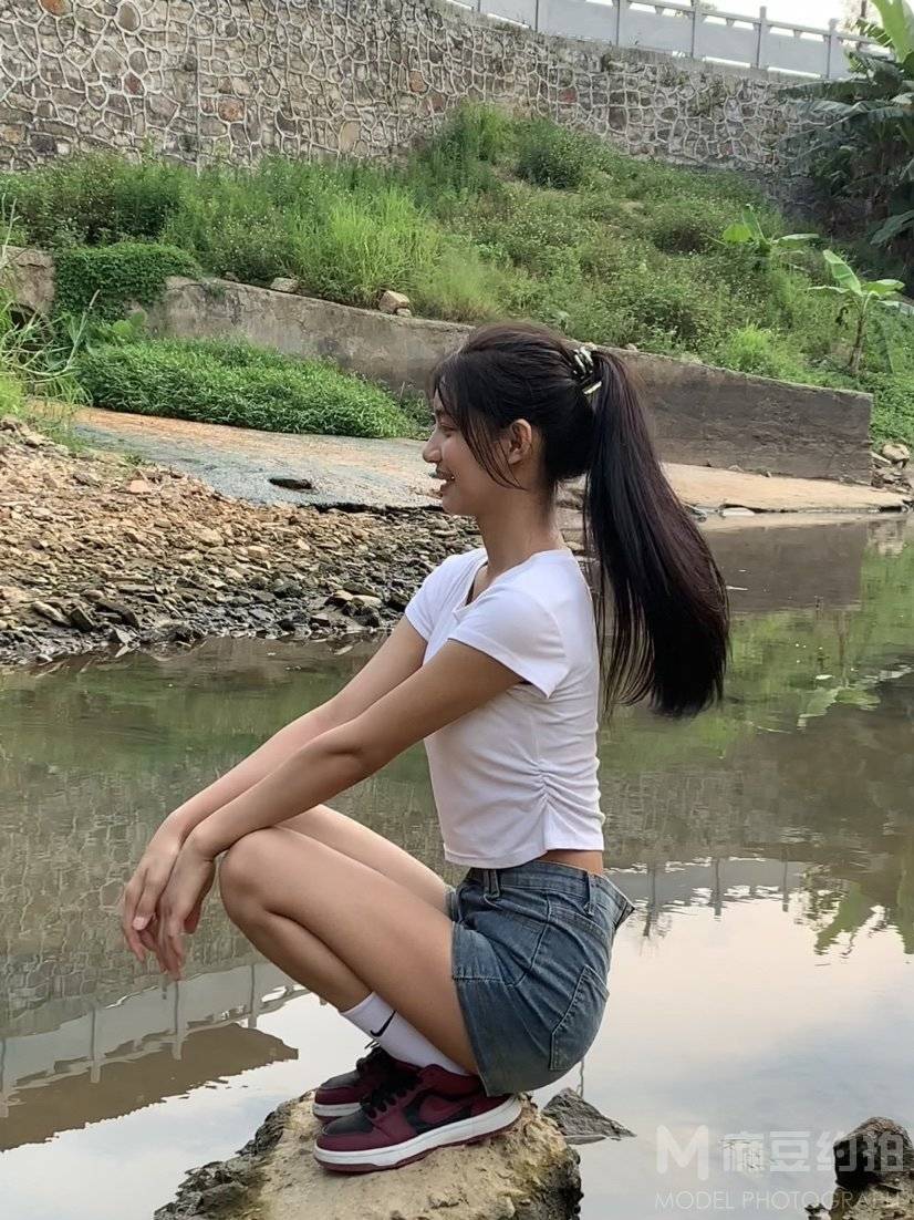 清新模特