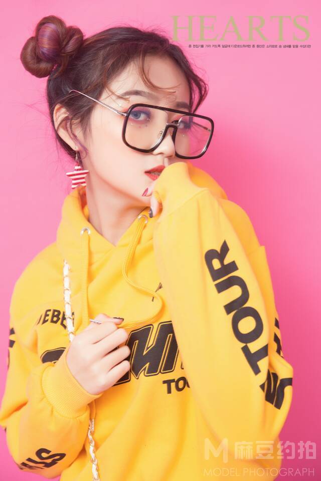 情绪模特