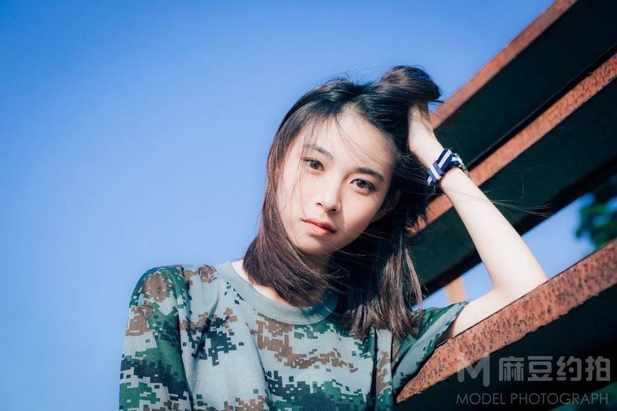 校园模特