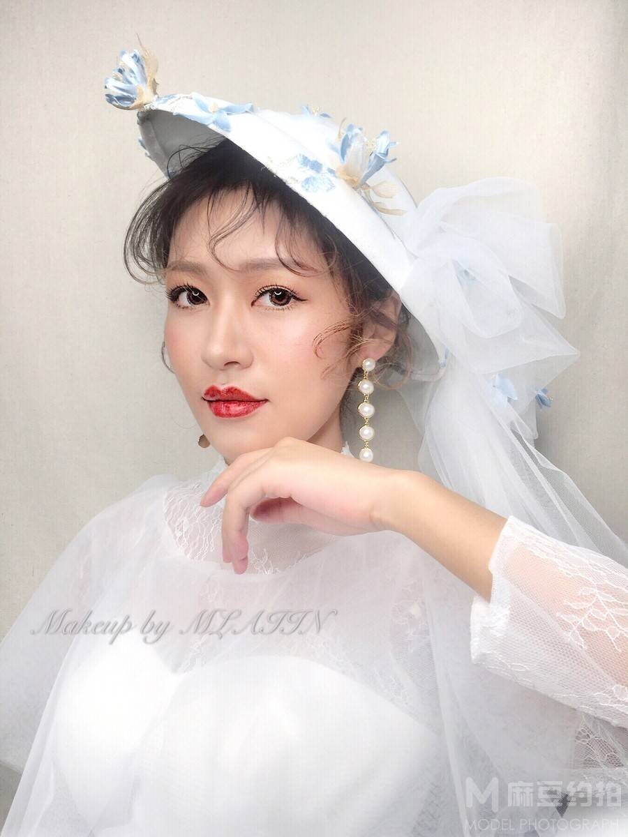 妆容模特