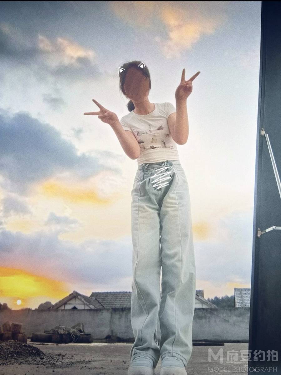 胶片模特