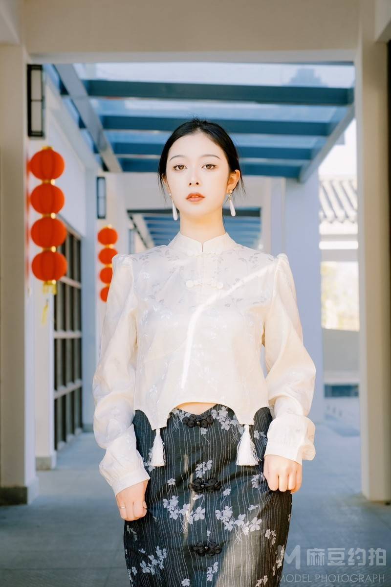 胶片模特