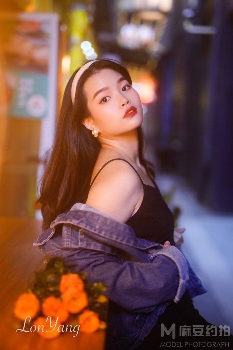 清新模特