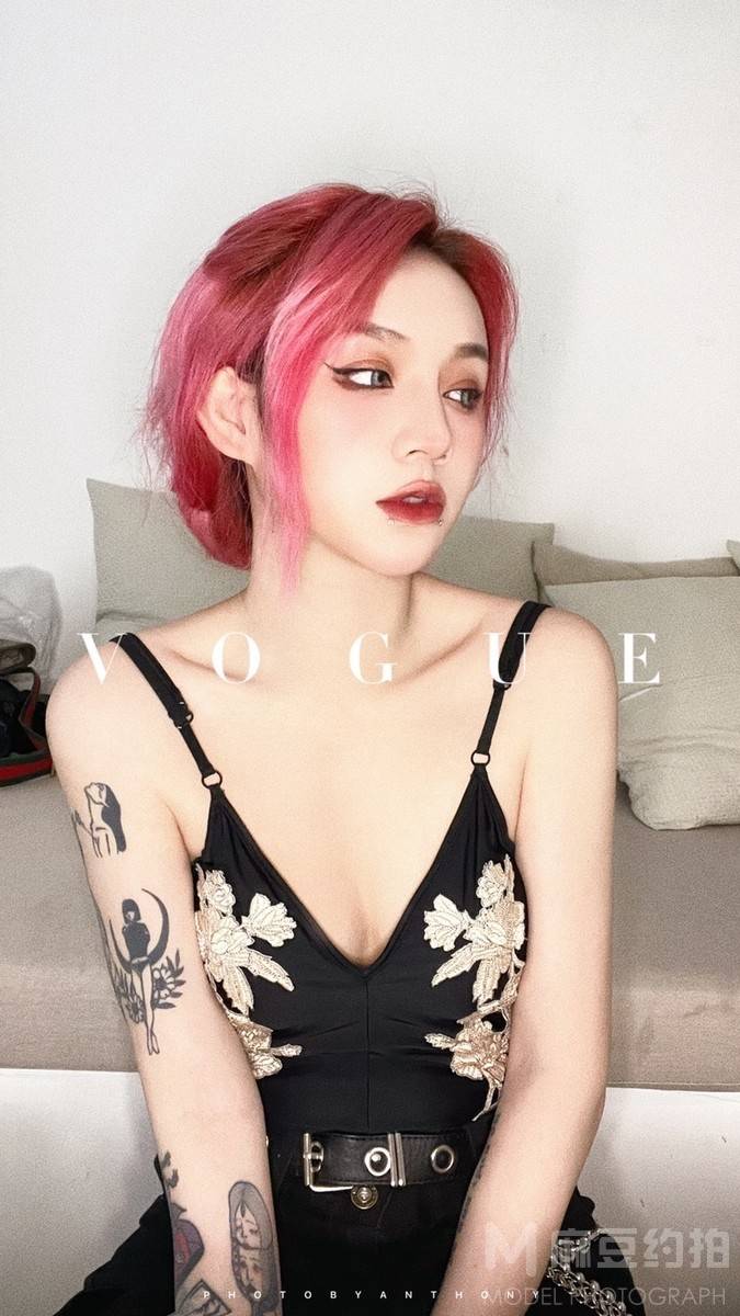 暗黑模特