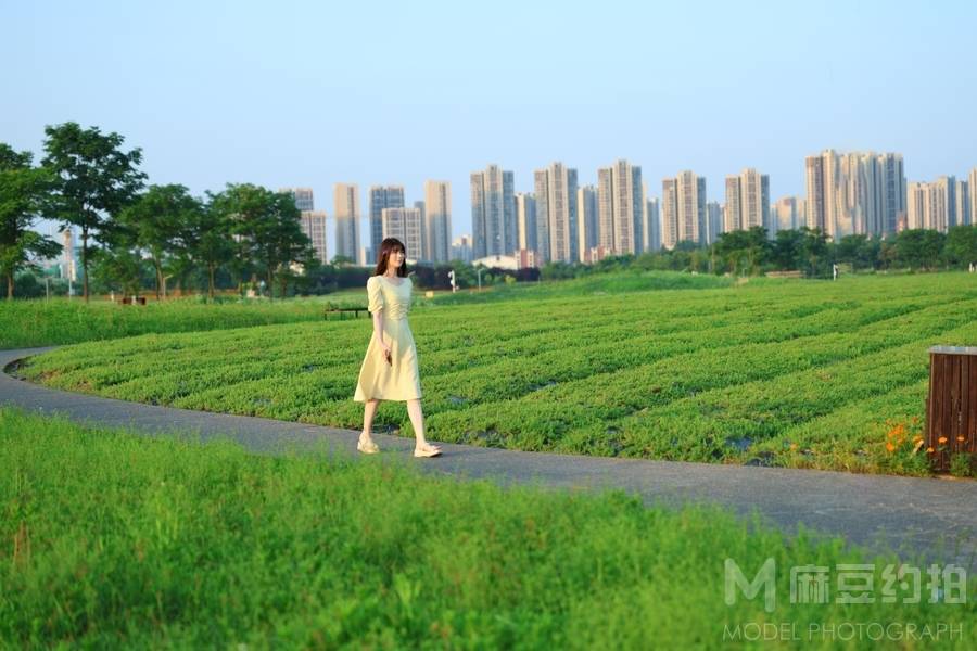 清新模特