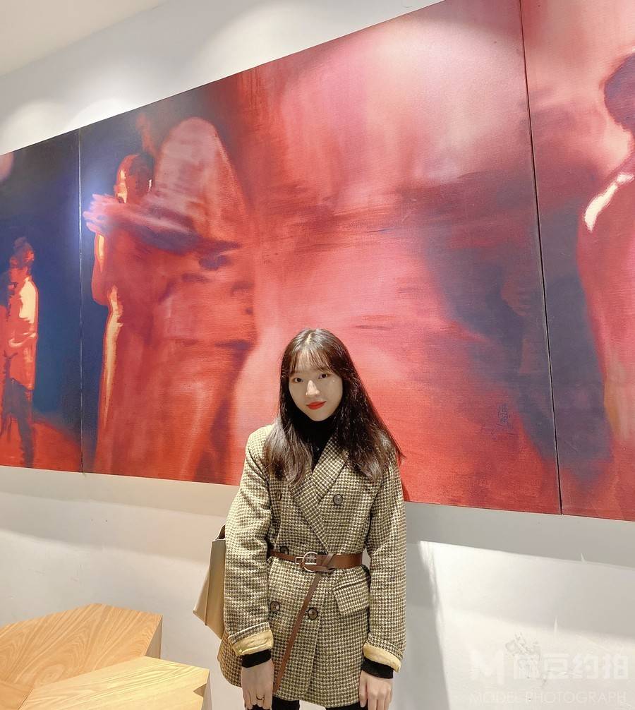 校园模特