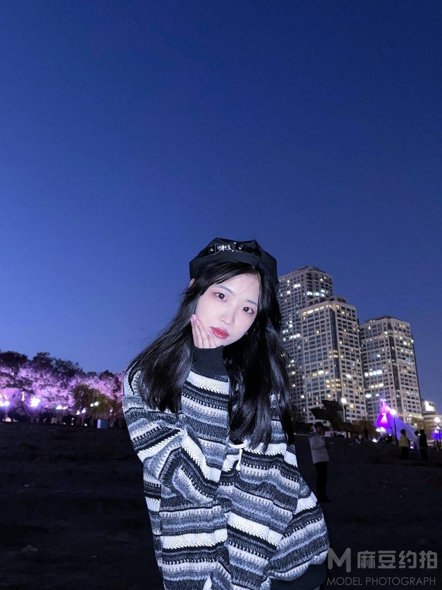夜景模特