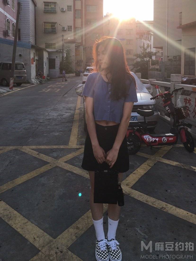 校园模特