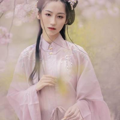 汉服模特