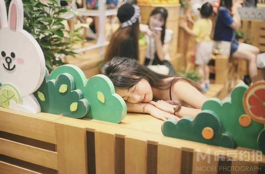 少女模特