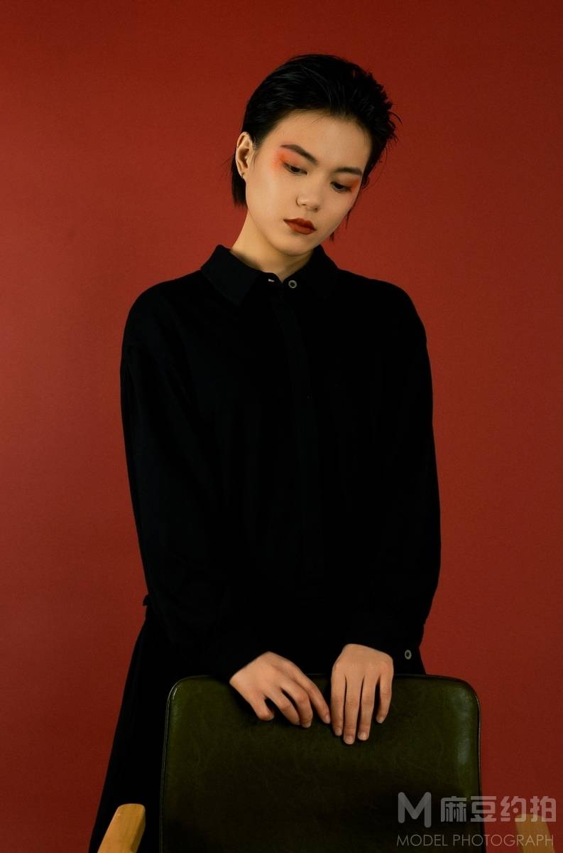 胶片模特