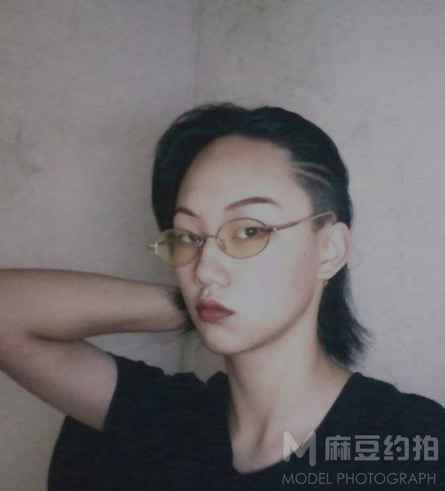 暗黑模特