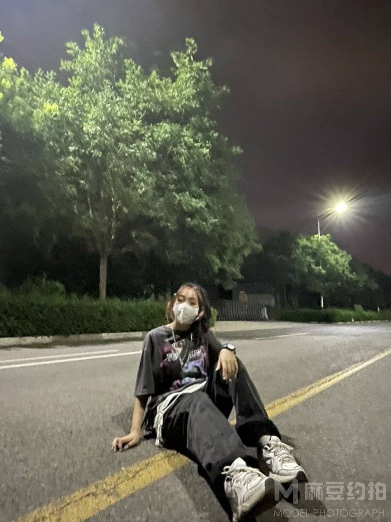 夜景模特