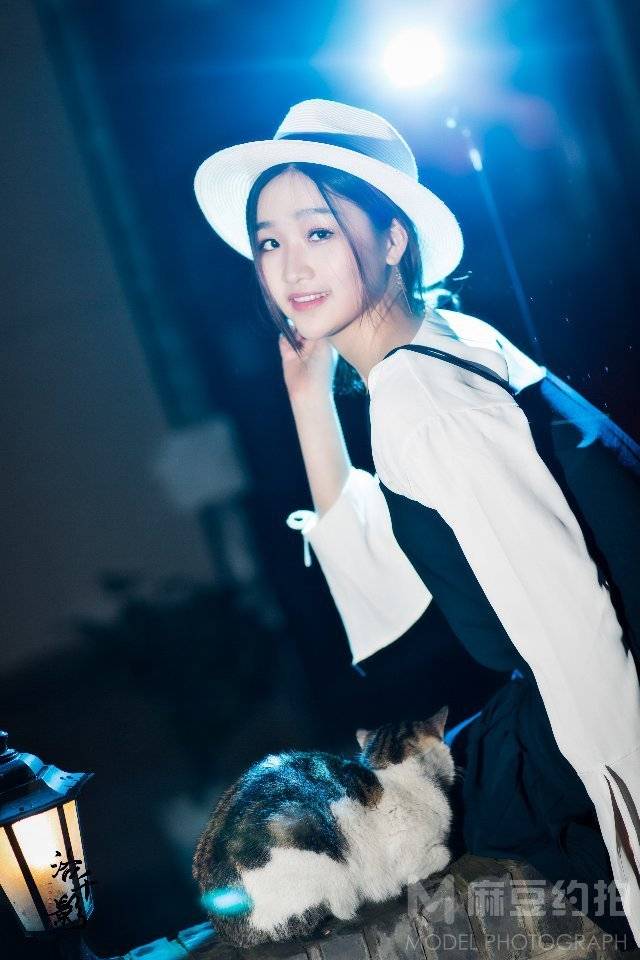 夜景模特