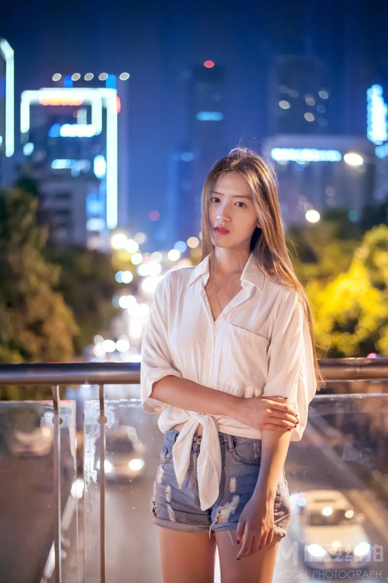 夜景模特