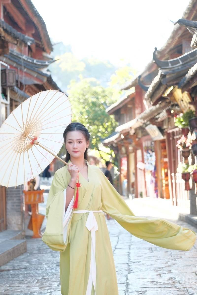 汉服模特